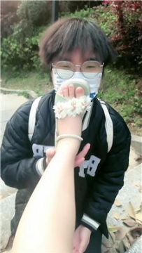 【调教视频】【广西木木】户外下跪伺候前女友【双视角版】JS250327-14