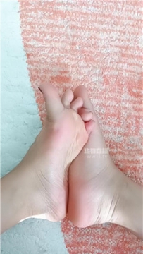 【第一视角】【依甜】裸足香水cnm专场炸    260202-14