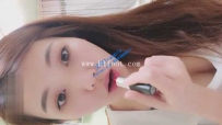 19072 美死了！文静越来越迷人，娇嫩的玉足，还有丝袜，吃肉丝脚