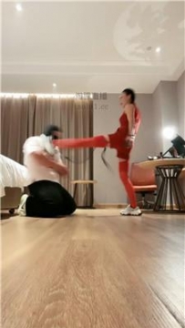 【调教视频】【爵恋霸主】女老板下班惩罚下属奴【上】 JS250904-27