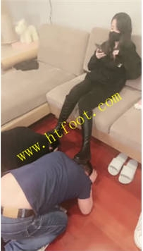 TL38549 槿一】双奴跪下伺候66分钟