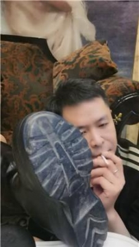 【调教视频】【文文文文】脏鞋底-超味黑棉袜羞辱 JS250426-26