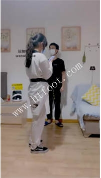TL48910 跆拳道S崽崽】踢打局26分钟