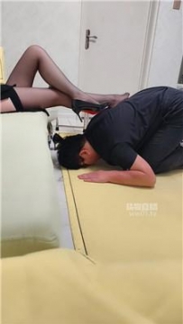 【调教视频】【乔艳女王】高跟黑丝美腿踩贱奴 JS251015-25