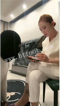 ZB3017 三娘】口水浓汤羞辱38分钟