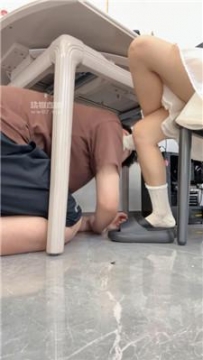 【调教视频】【醒醒】脚喂食-闻臭鞋-脚丫恋足舔 bf54852