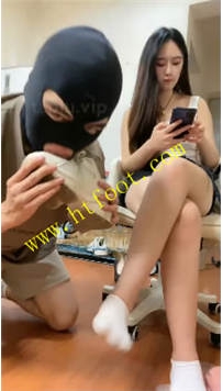 TL38060 鬼鬼】磕头认祖宗被关起来调教23分钟