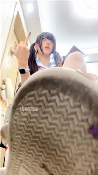 【第一视角】【小懿】白透油丝臀炸    260113-31