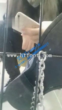 20805 社会女靴笼第一视角羞辱