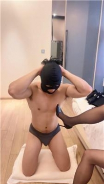 【调教视频】【coco】情侣奴-奴下奴-黑丝诱惑 bf58004