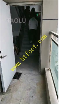 TL28257 星期六】双S揉虐偷窥狂强制圣水60分钟