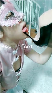 TL17540 婳儿M伺候模特久玄主人27分钟