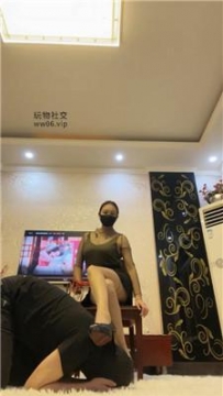 【调教视频】【颜主】丝袜脚深喉/散鞭狂抽/高跟踩/虐乳坐脸窒息 bf48887
