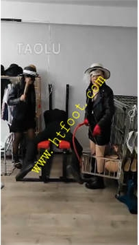 TL27153 乐爷】双女王调教开始21分钟
