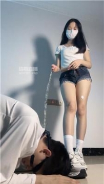 【调教视频】【甜恬】艺校女神S-小白鞋白袜踢踹虐 bf55184