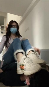 【调教视频】【煎饼狗子】脚深喉-舔老爹鞋白船袜 JS250429-3