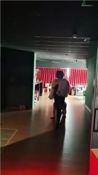 【调教视频】【邻家小怡】小姨子玩虐狗姐夫 JS260204-28