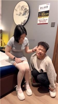 【调教视频】【开发精神小妹】可爱小妹白丝调 JS260204-18