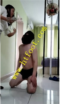 TL18610 琛儿S训练爬行重度耳光口水吐马桶29分钟