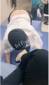 TL42193 木子大大】香港狗子清理麻麻的鞋底40分钟