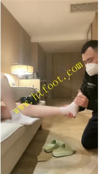 TL35603 梦二】按摩技师沦为狗46分钟