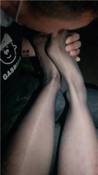 【调教视频】【温蒂】深夜黑丝酸臭脚舔 JS250418-3