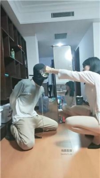 【调教视频】【素人开发】强制灌圣水场 JS251123-38