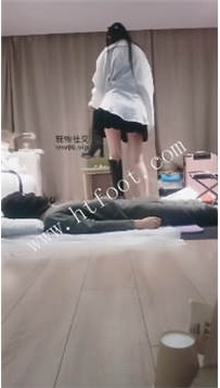 ZB676 杭州上海羽唯姐姐      24年12月18号视频踩踏专场，狗狗做脚垫30分钟