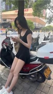 【调教视频】【素人挖掘机】揪耳朵抽耳光-小白鞋船袜辱 bf55227