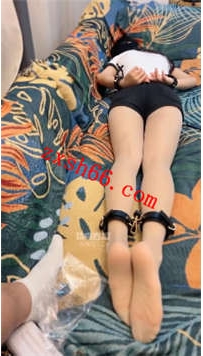 TLZB25763咩咩-男主tk挠痒玩耍女奴35分