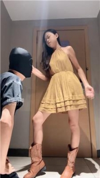 【调教视频】【狗哥】短靴女神白袜蹂躏踩 bf58568