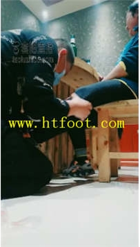 TL24072 喜欢的感觉M】吃饭舔主人们同事鼻涕厕纸65分钟