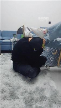 【调教视频】【冷魅女主】约会回家贱奴伺候 JS260106-26