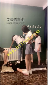 TL31318 与精神小妹的那些事】五小妹群踩踏40分钟