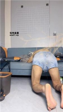 【调教视频】【苏苏不苏】藤条竹子狂抽刑虐 JS250414-44
