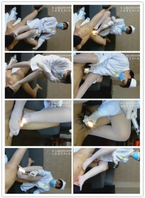 【丽彩圣诞巨献】【小青S】制服诱惑强迫男孩吐出精华