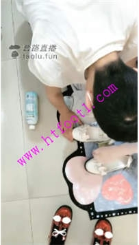TL19354 妖精合法萝莉S带女闺蜜一起见识见识106分钟