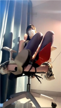 【第一视角】【兔妈妈】高跟网袜裸足    260127-24