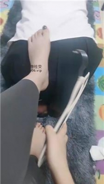 【调教视频】【鹿S】内裤套头虐闺蜜奴 bf51096