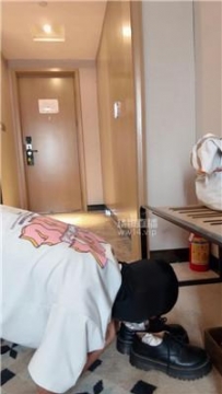 【调教视频】【米琦】品尝前女友的白袜 bf57688