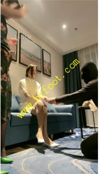TL27631 漫漫】双胞大小姐羞辱强迫擦鞋狗39分钟