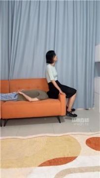 【调教视频】【猴歌】第二次开发素人阿姨坐脸踩踏 JS251014-17