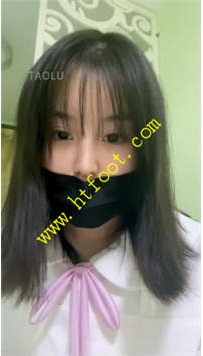 TL27138 绵绵兔】贱狗爬过来舔鞋主人的脚捂了一天40分钟
