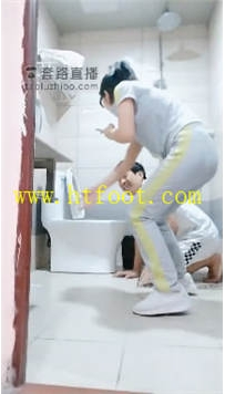 TL32099 刘二狗】重度踩踏喝姨妈圣水31分钟