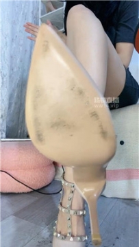 【第一视角】【苒苒】高跟跺脚控速舔鞋底    250906-17