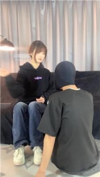 【调教视频】【女生也能很暴力】牛仔裤女神首调废物 JS251024-5