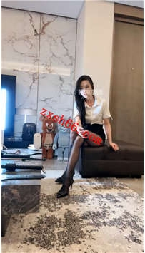 TLZB25576水晶熊S黑丝美脚嗅闻鞭抽打手板心40分