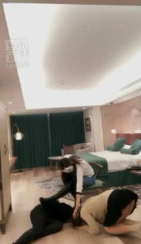 TL5592 妆主大人 小母狗趁主人不在家和男友偷情