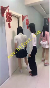 TL37109 精神小妹】踹头超暴力30分钟