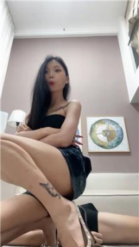 【调教视频】【万万】骑马舔脚丫-强制滴蜡【双视角版】 bf56199